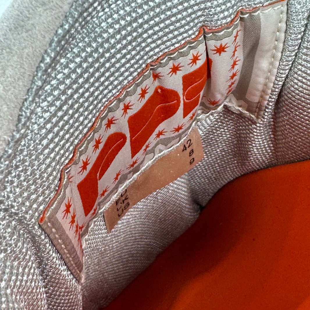 PDFCHANNEL Red Mars Slippers