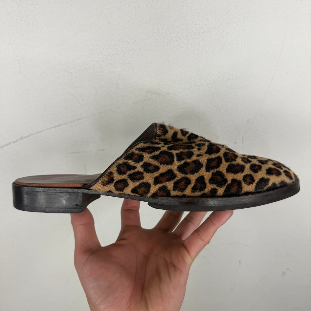 Hender Scheme Cheak Zoo Leopard Mules