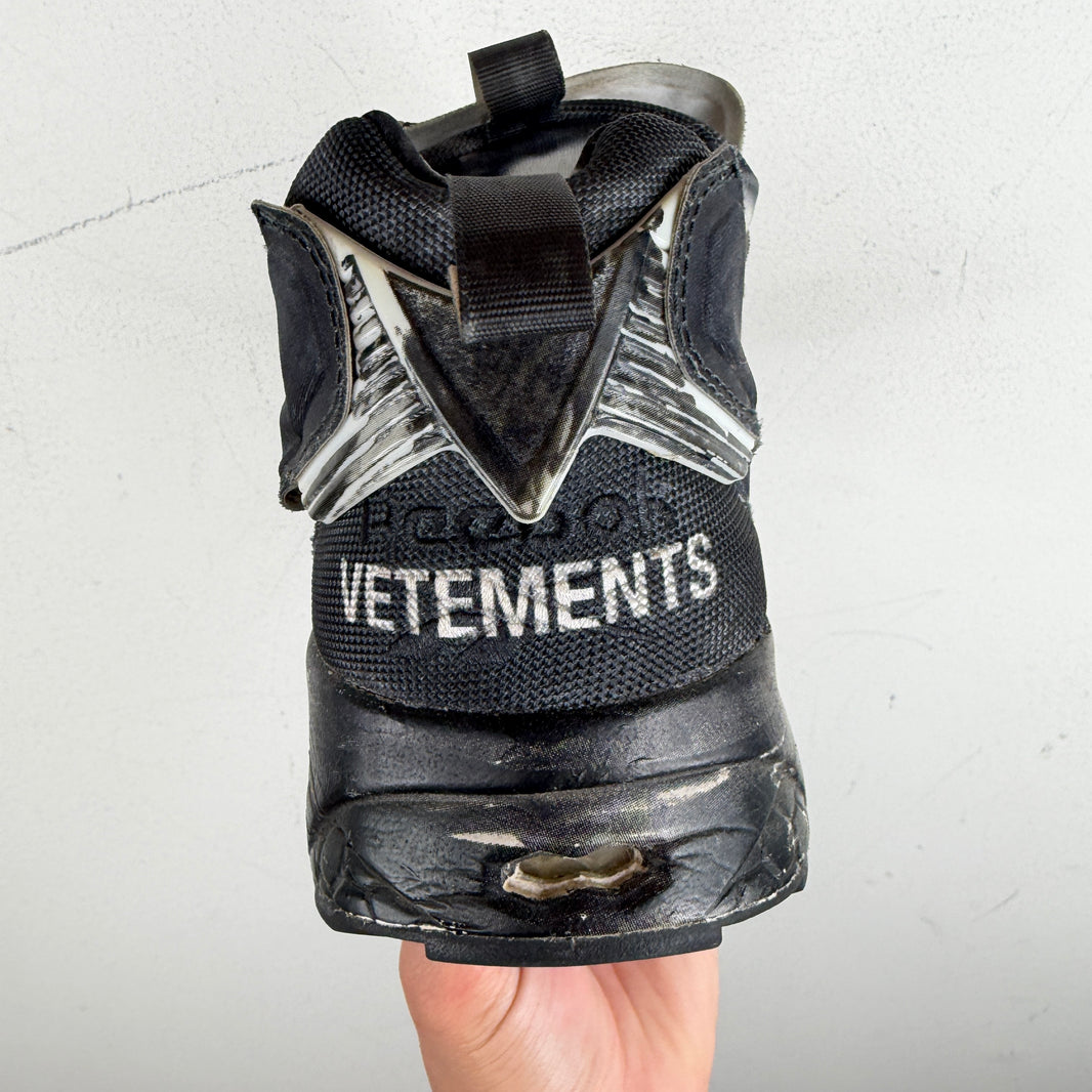 Vetements Reebok Pump Sneakers
