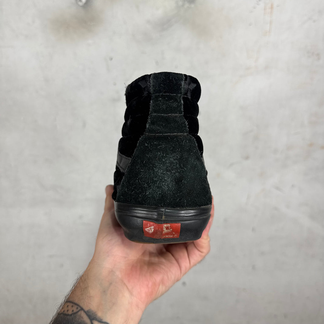 Supreme x Vans Velvet Star Sk8 Hi's