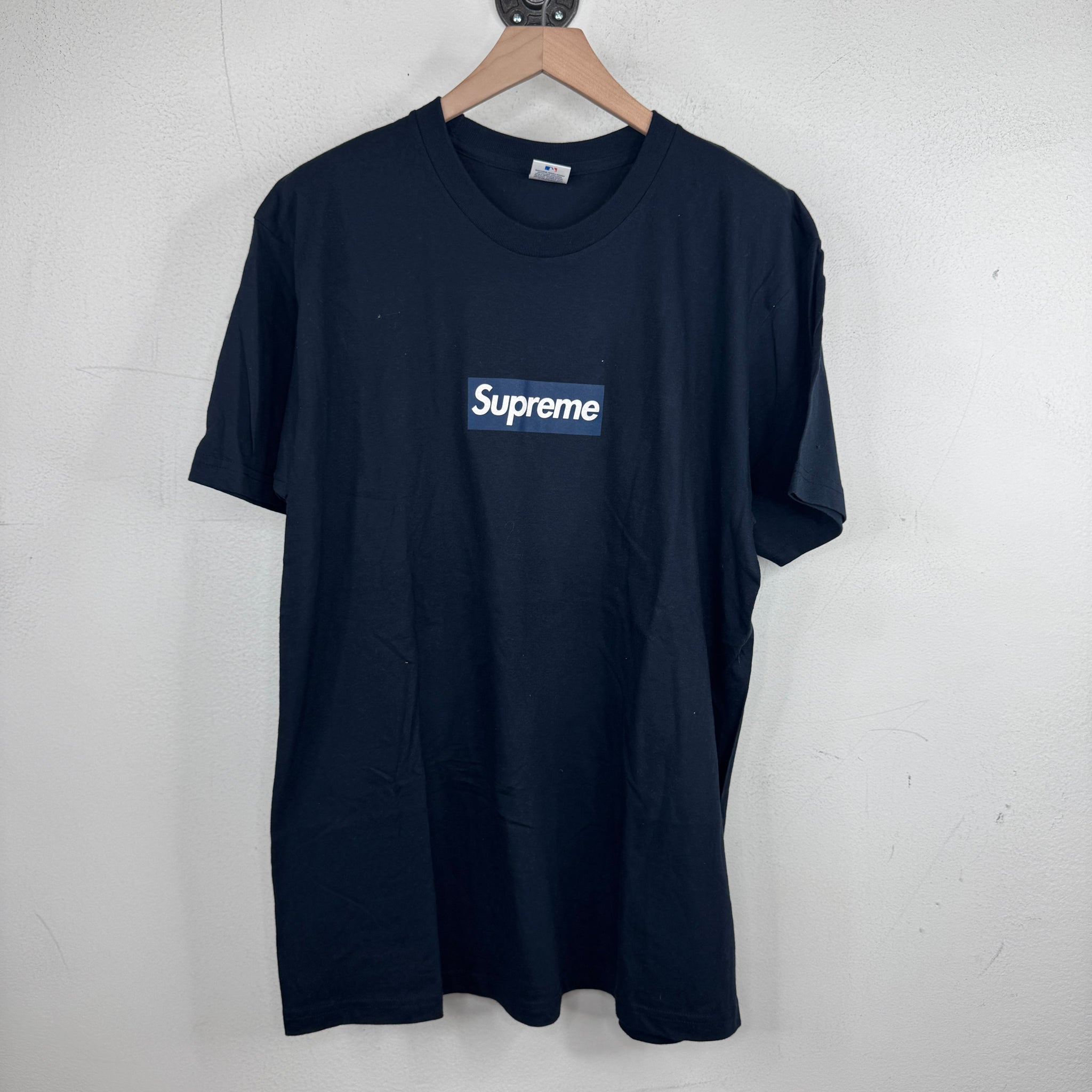 Supreme Yankees Navy Box Logo T-Shirt