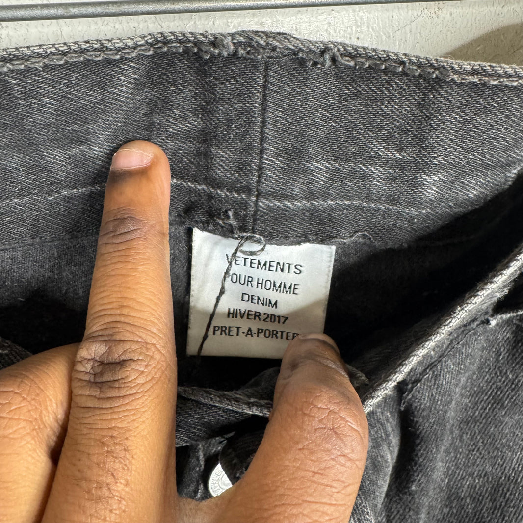 Vetements Reconstructed Black Levis Jeans