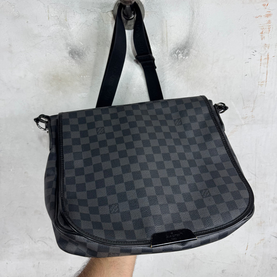 Louis Vuitton Black Damier Daniel Messenger Bag