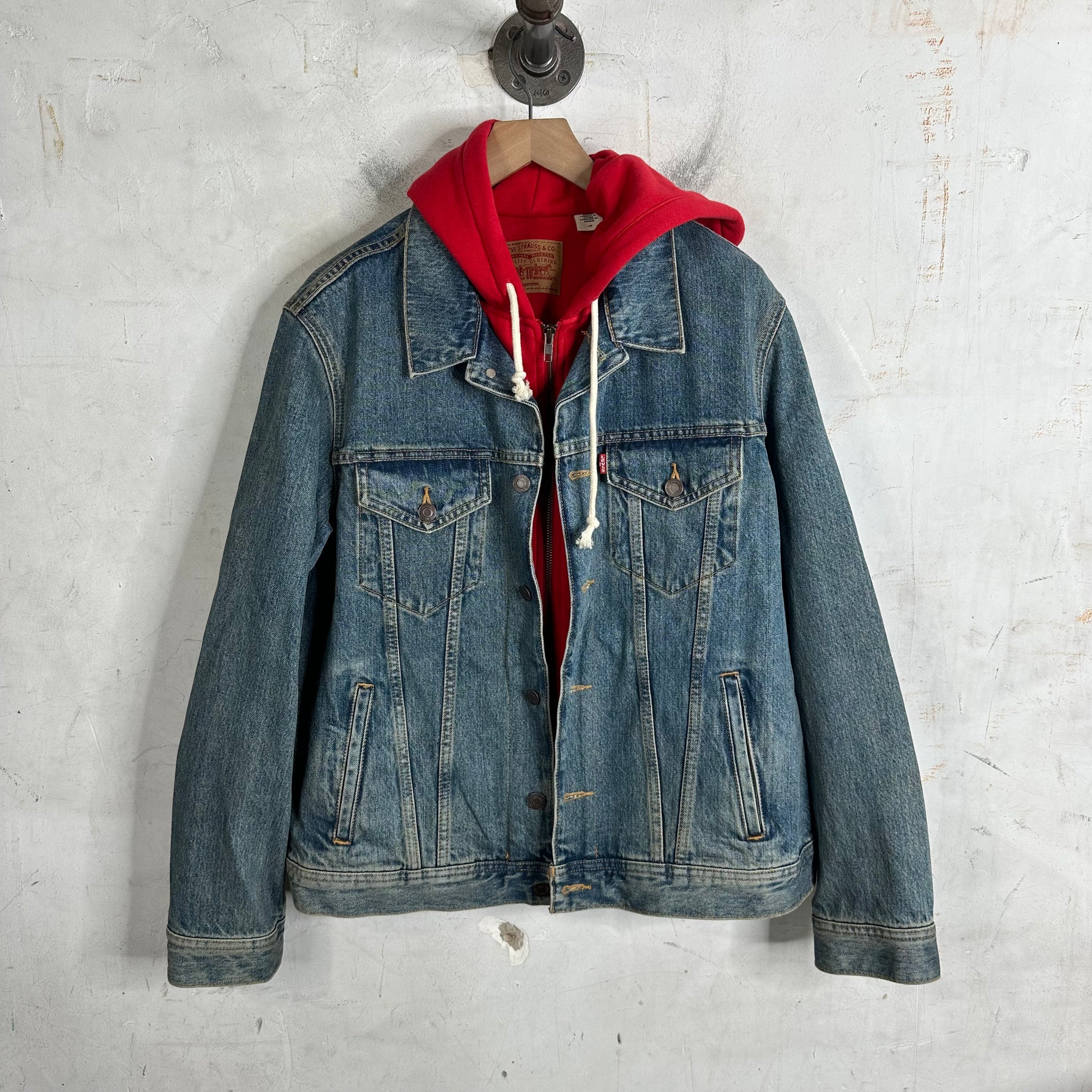 Supreme x Levi s Hooded Denim Jacket www.Lukes.store