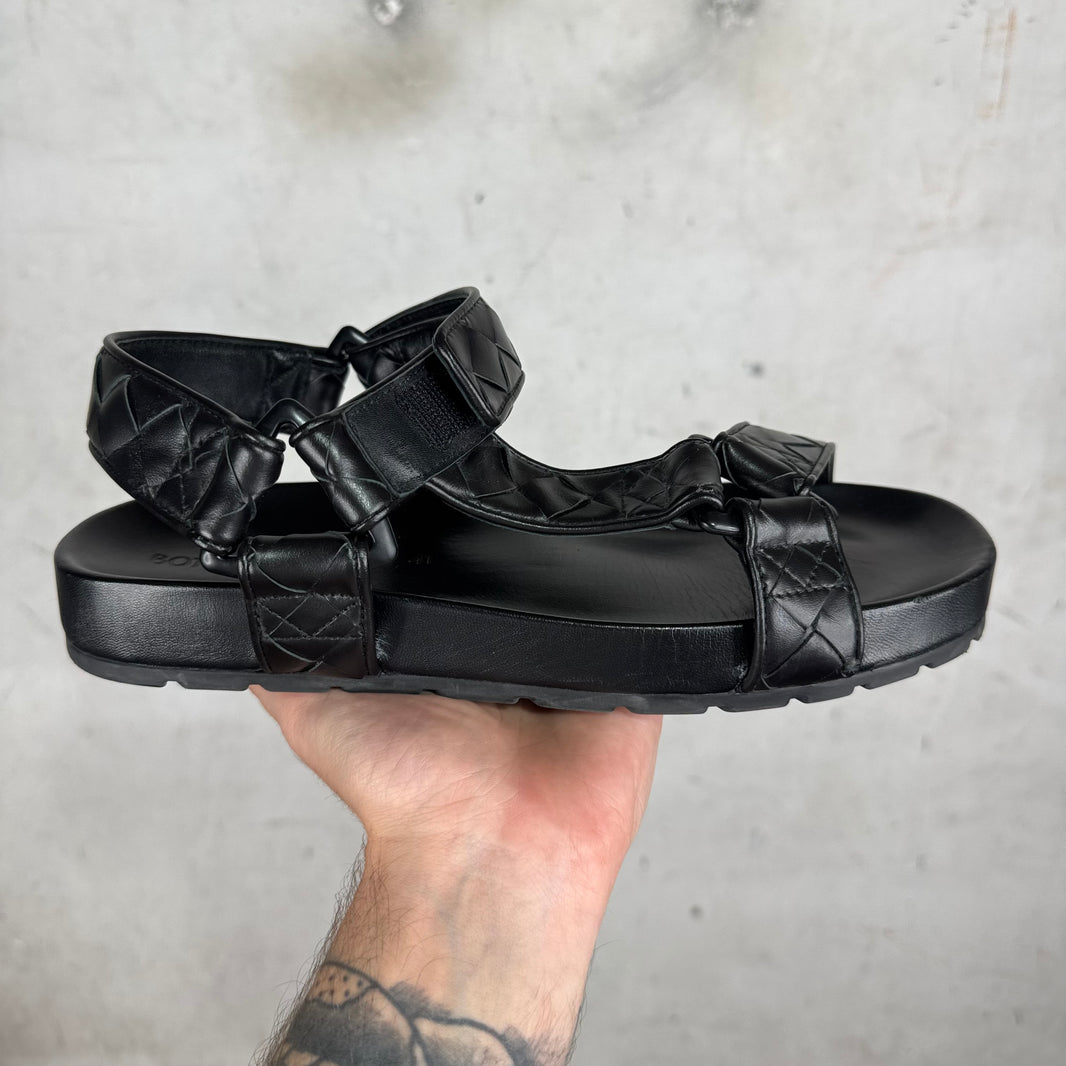 Bottega Veneta Intreciatto Leather Strapped Sandals