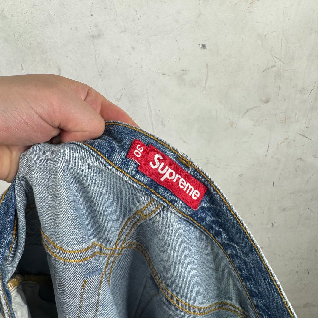 Supreme Lightwash Loose Fit Jeans