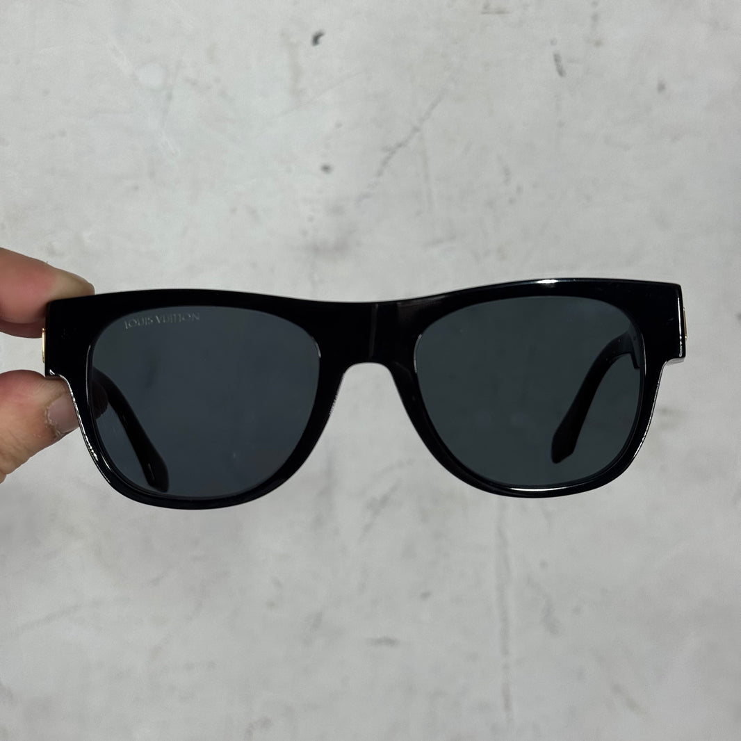 Louis Vuitton Z1344W Sunglasses