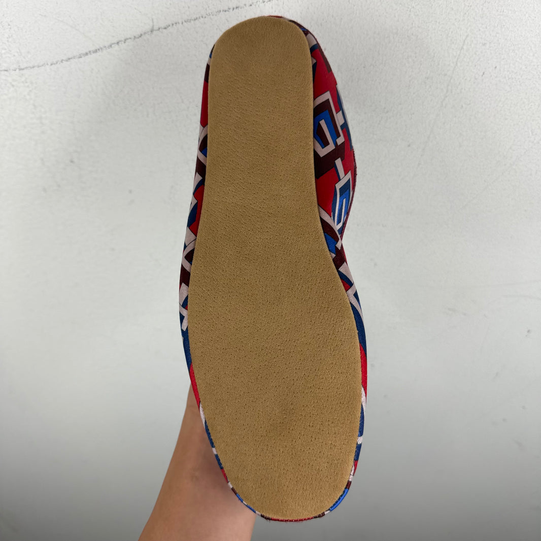 Gucci Voyage Geometric G Slippers