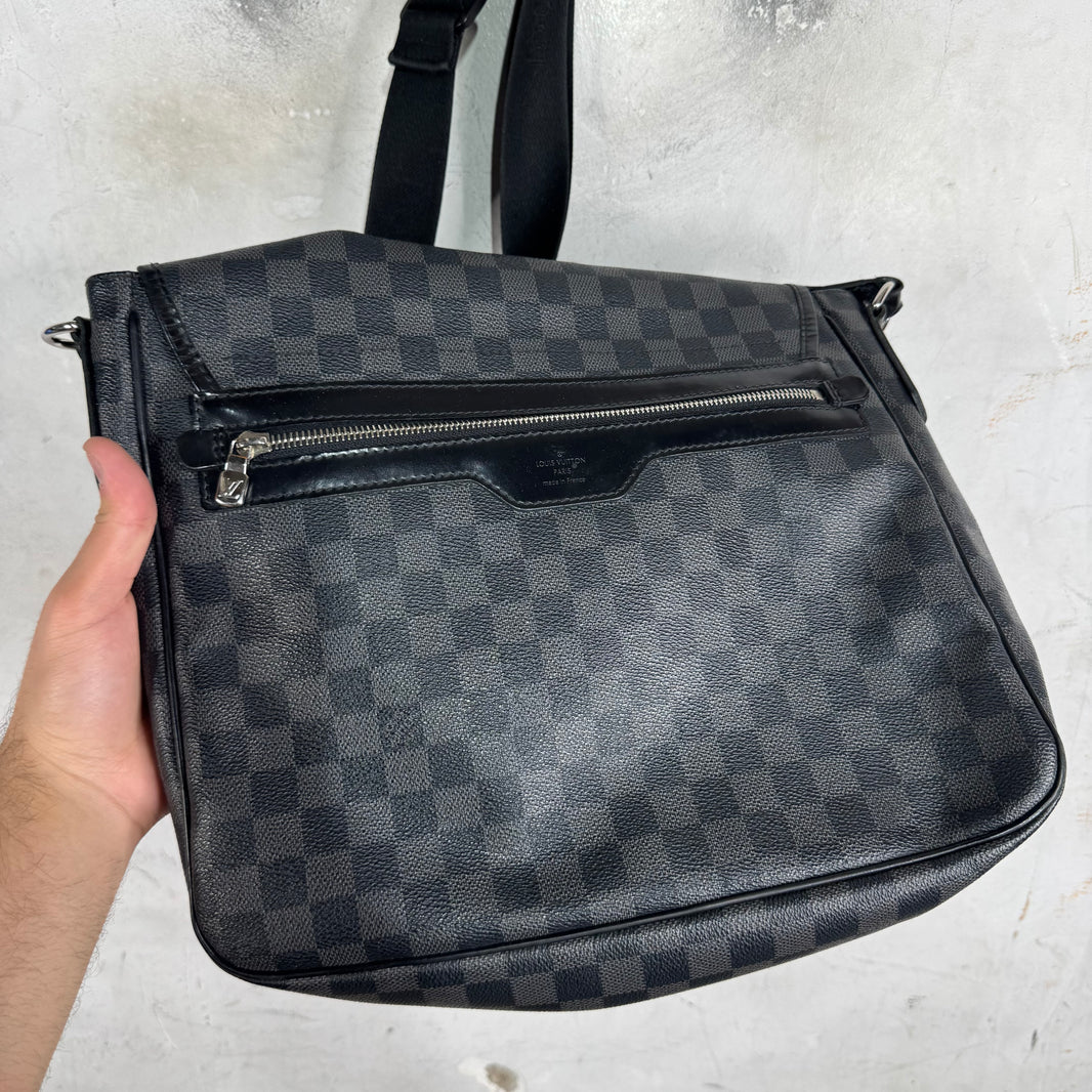 Louis Vuitton Black Damier Daniel Messenger Bag