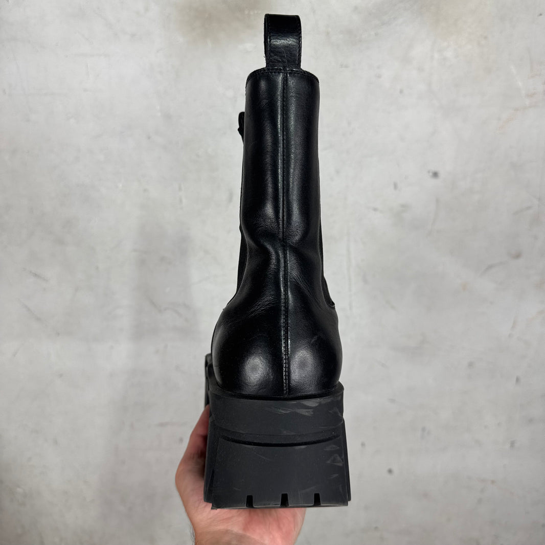 Balenciaga Bulldozer Pull Boots