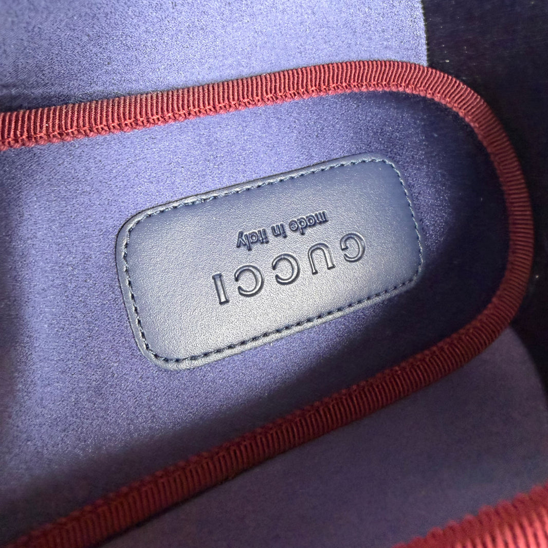 Gucci Voyage Geometric G Slippers
