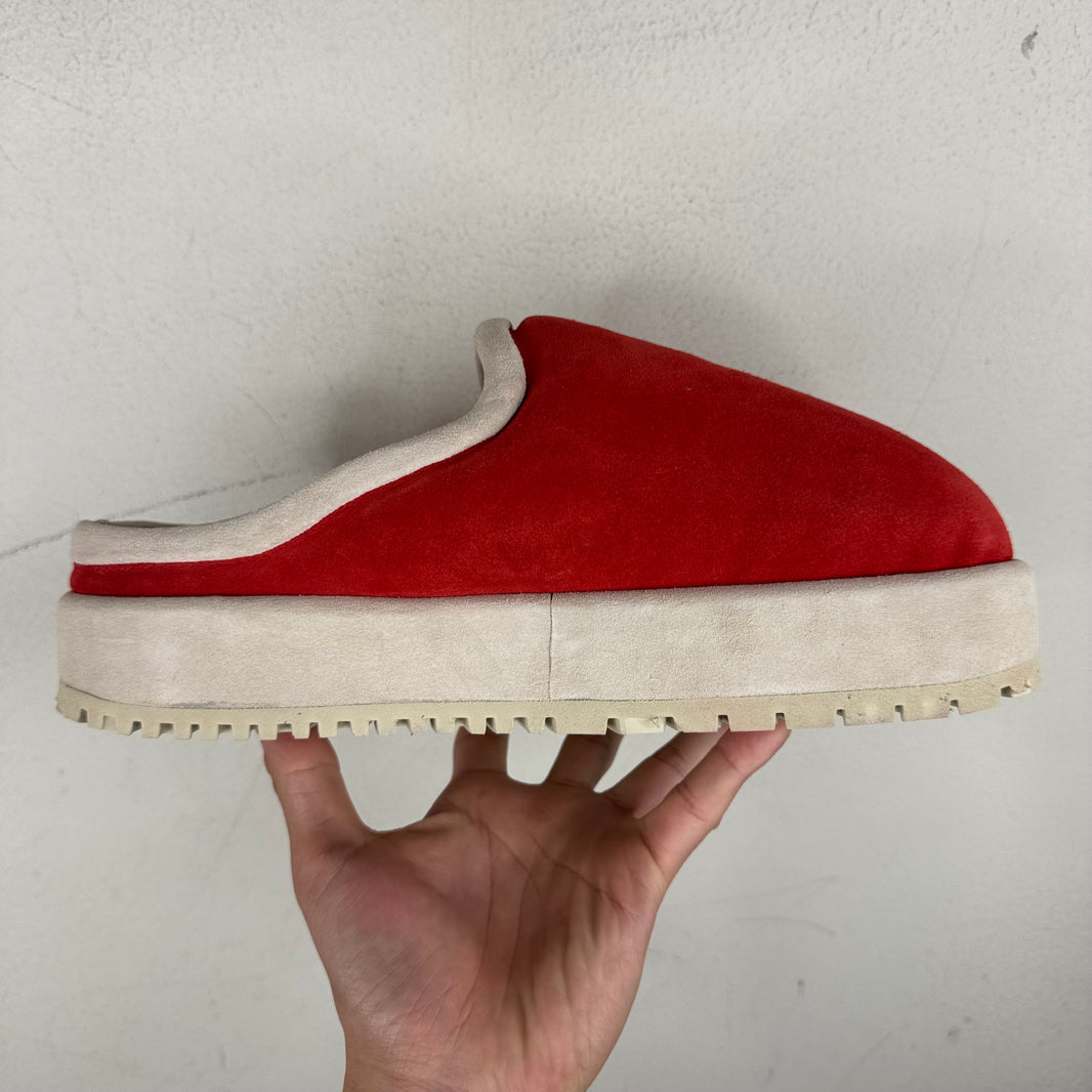 PDFCHANNEL Red Mars Slippers
