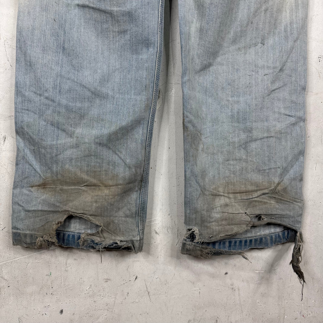 ERD Nosebleed Distressed Carpenters