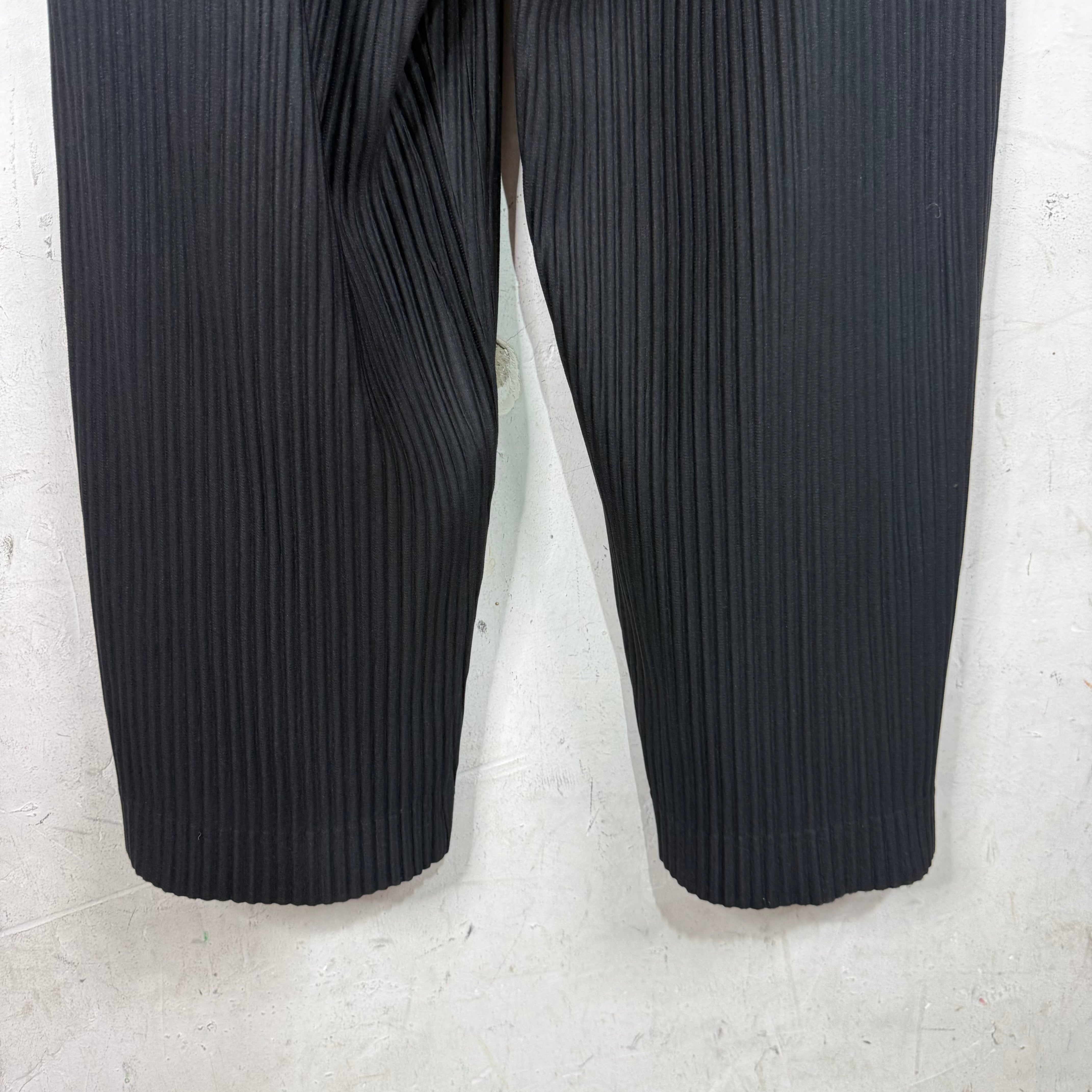 パンツ vintage ISSEY MIYAKE black pants fb Issey Miyake Black Loose Pleates Pants – www.Lukes.store