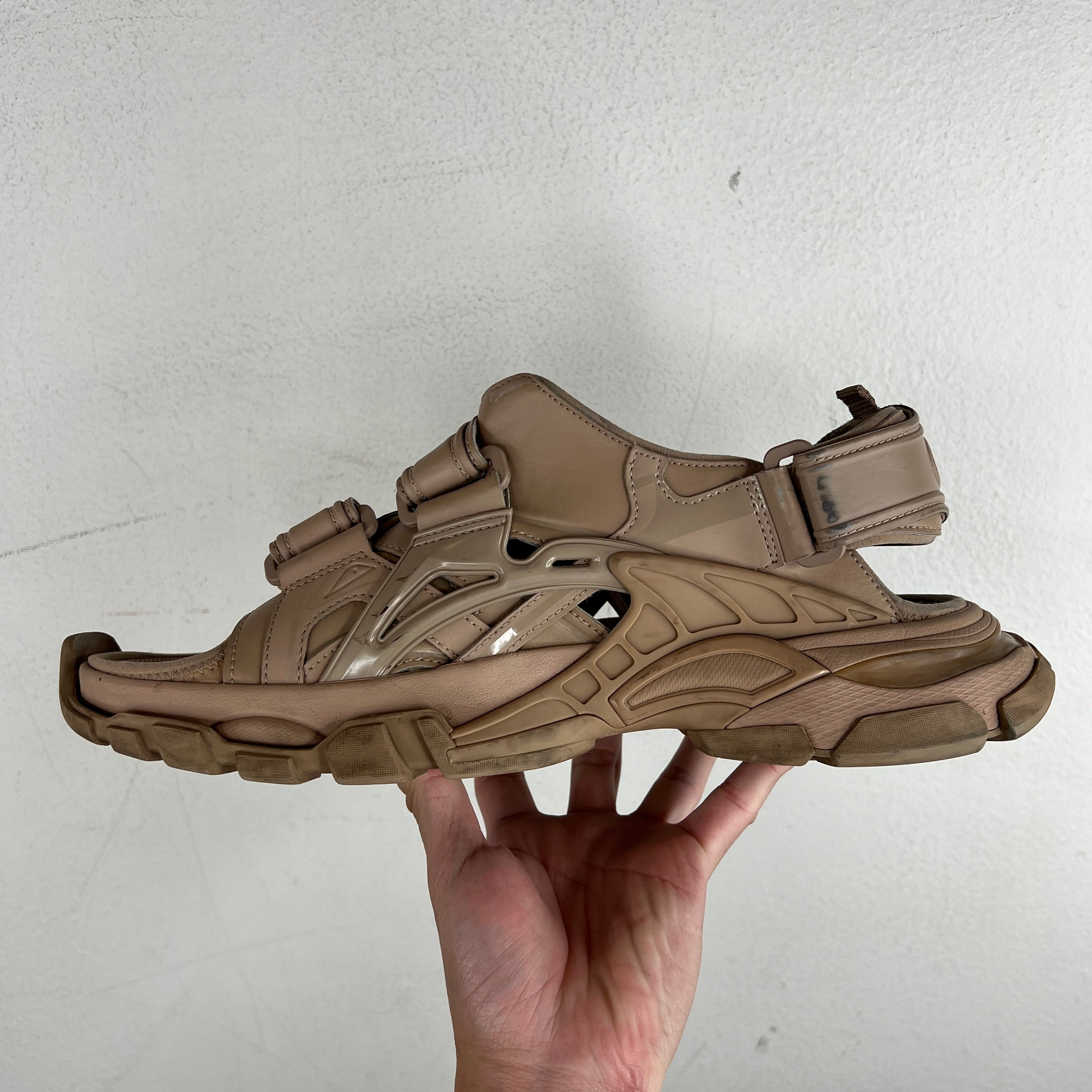Balenciaga Beige Track Sandals – www.Lukes.store