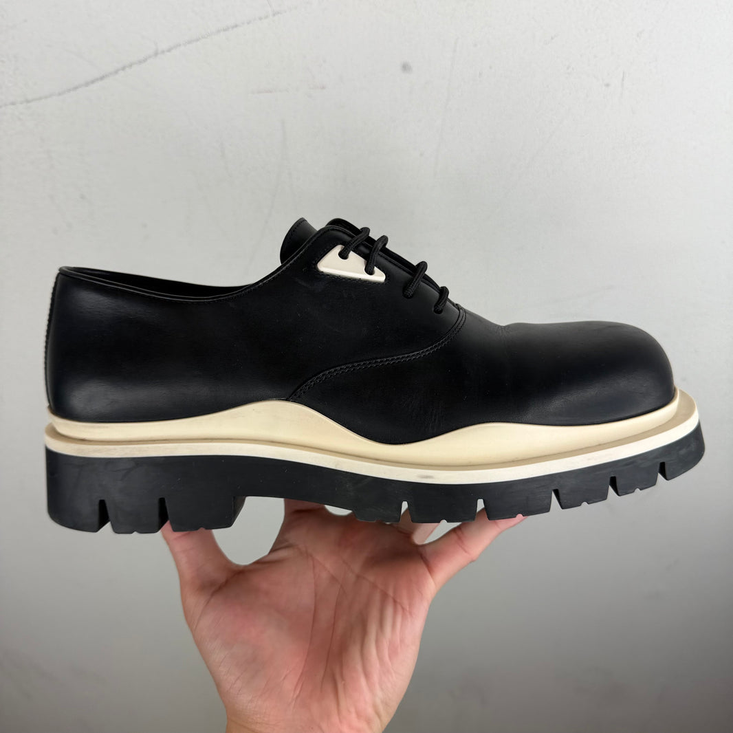 Bottega Veneta Black/White Tire Low Derbies