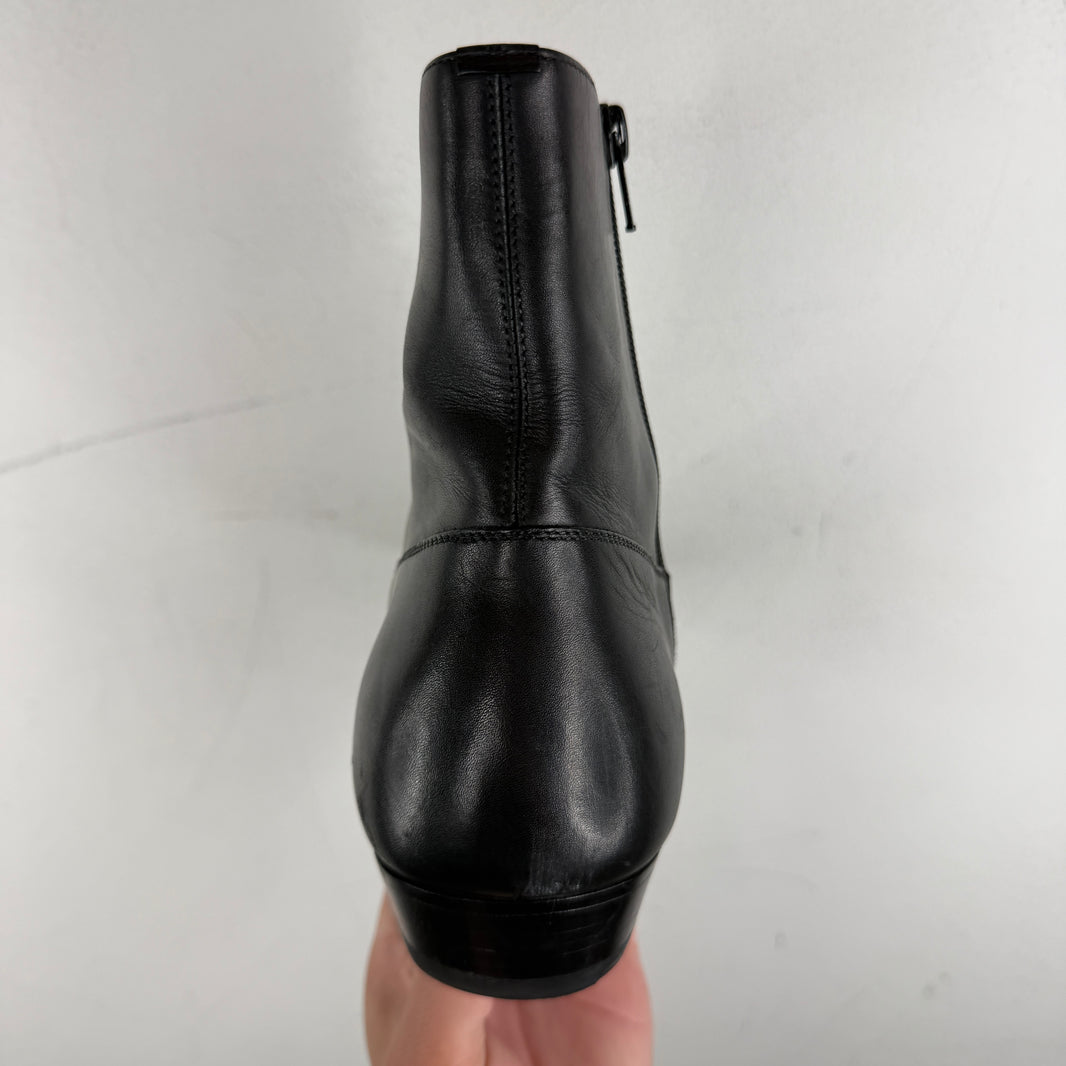 Saint Laurent Black Zipper Boots