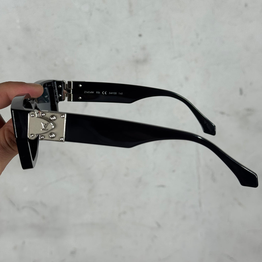 Louis Vuitton Black Clash Sunglasses