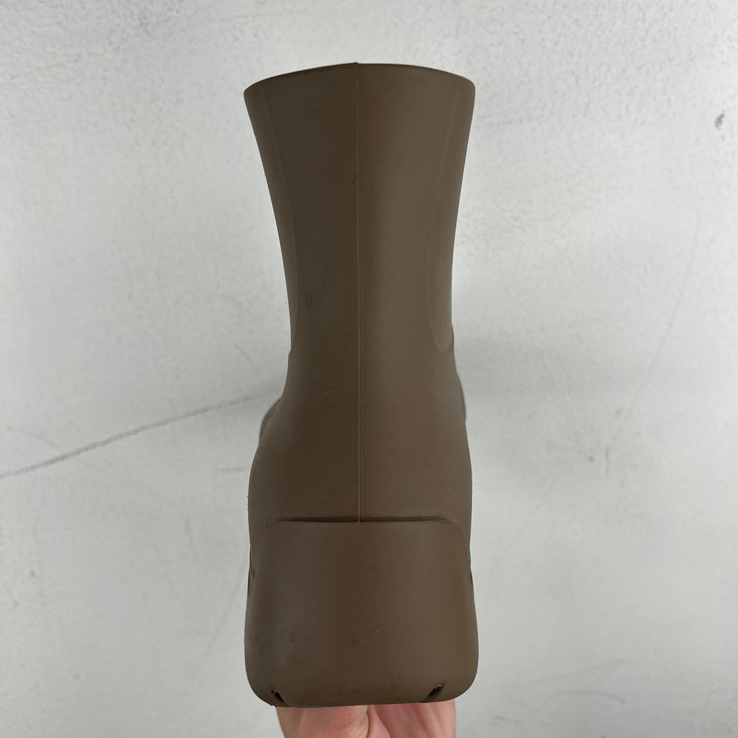 Bottega Veneta Brown Rubber Puddle Boots