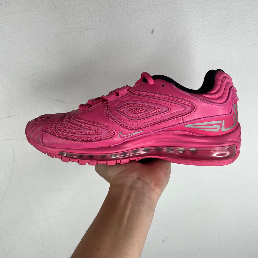 Supreme Nike Pink AM98 TL Sneakers