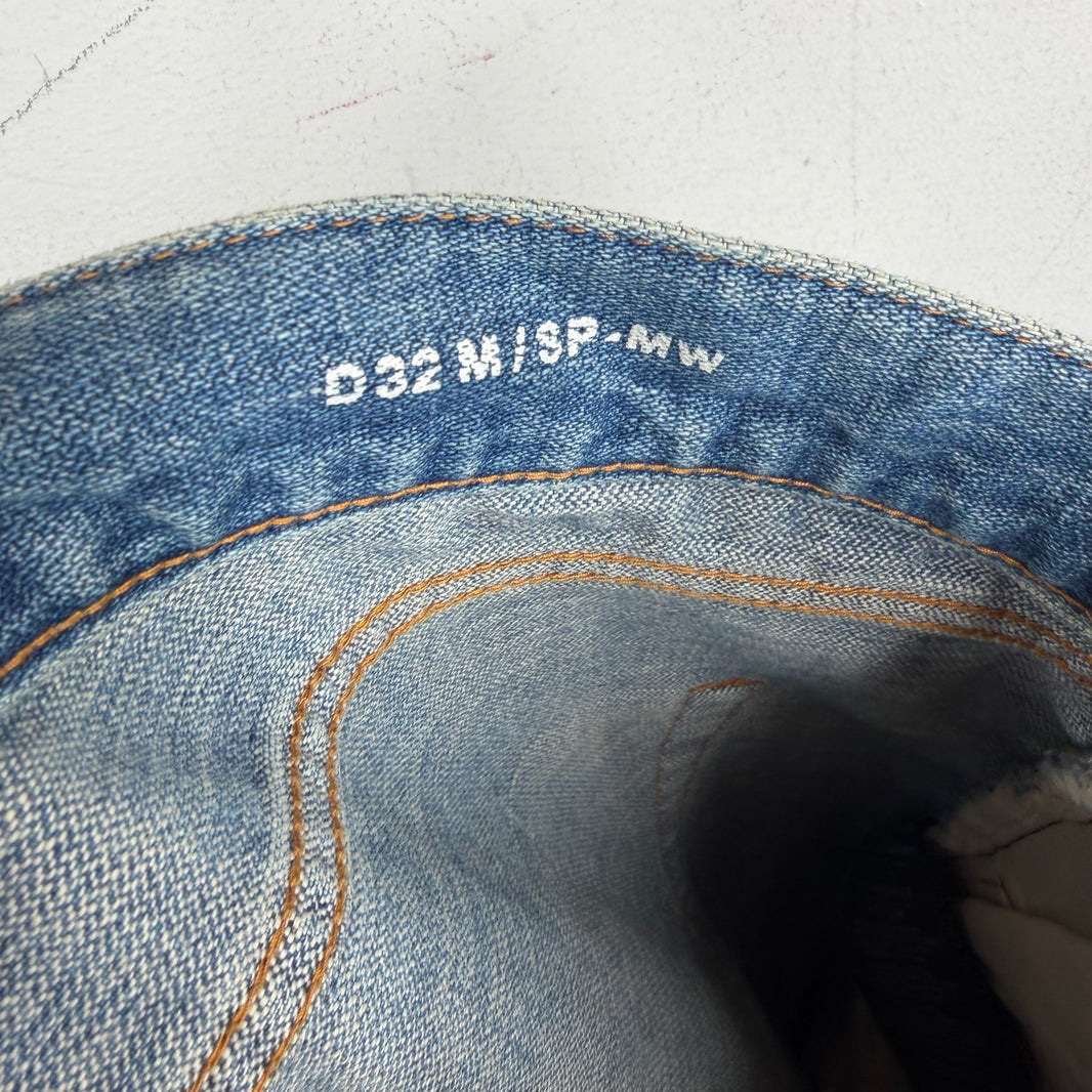 Saint Laurent D32 Lightwash Jeans