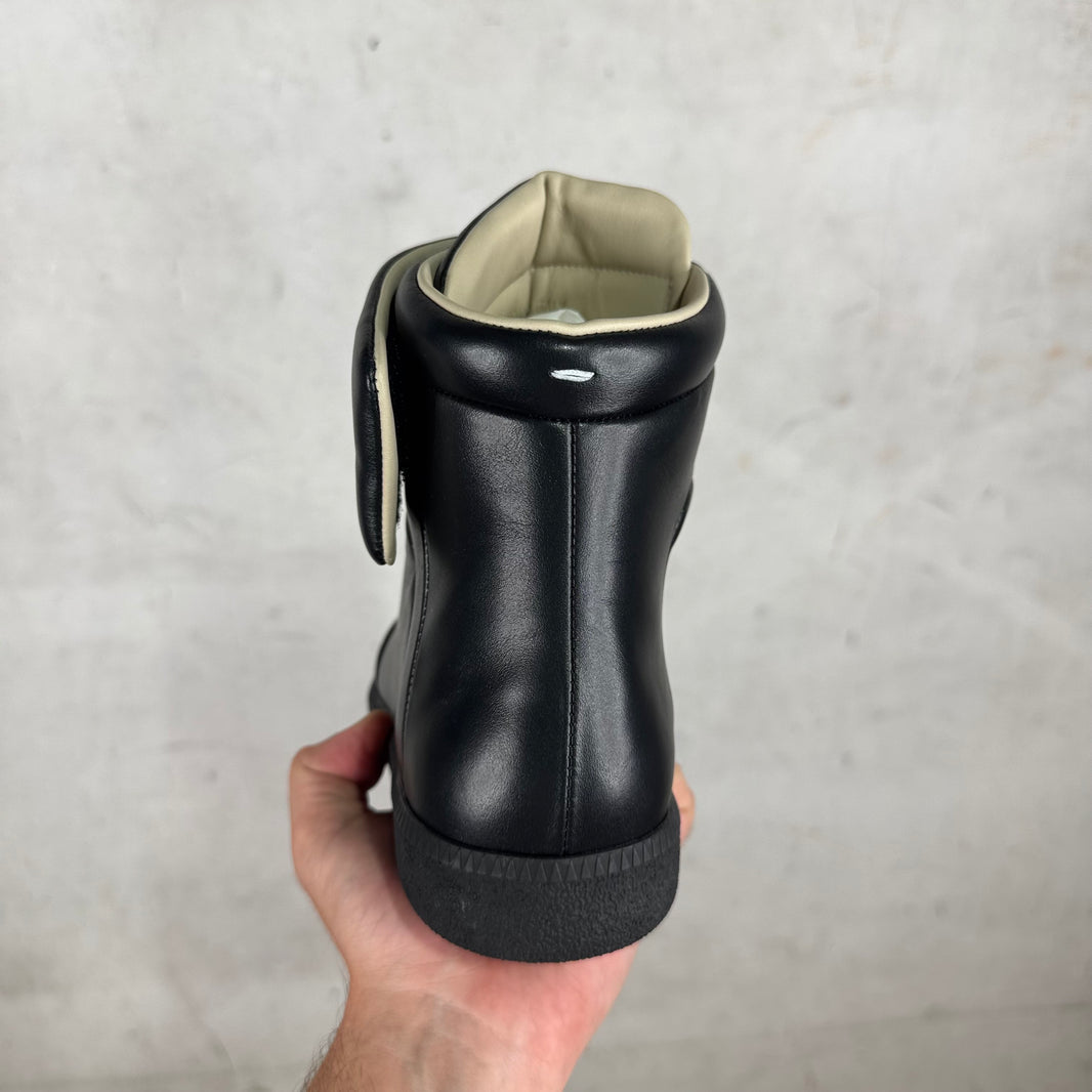 Margiela Re-edition Black Futures