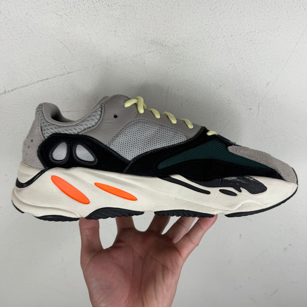 Yeezy 700 Wave Runner Sneakers