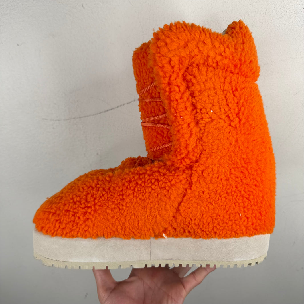 PDFCHANNEL Orange Venus Fur Boots