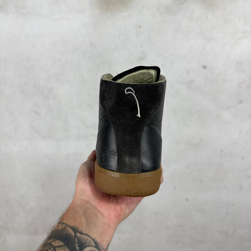 Margiela Black/Gum Mid Top Replicas