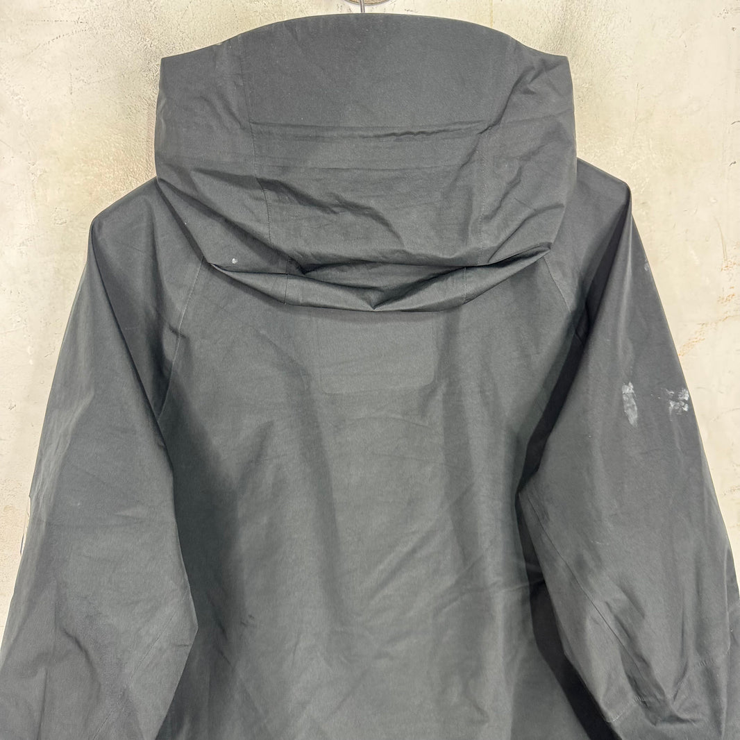 Palace Gore-tex Shell Jacket