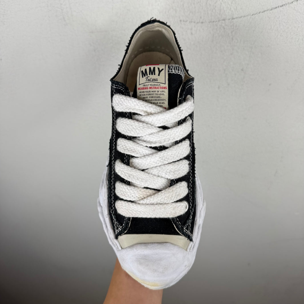 MMY Hank Sneakers