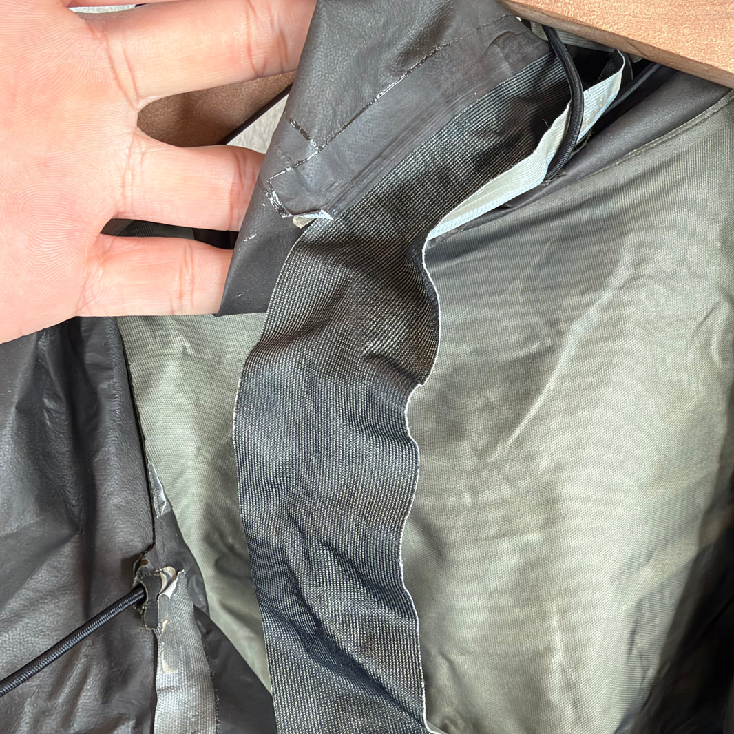 Arc'teryx Olive Beta SL Shell Jacket