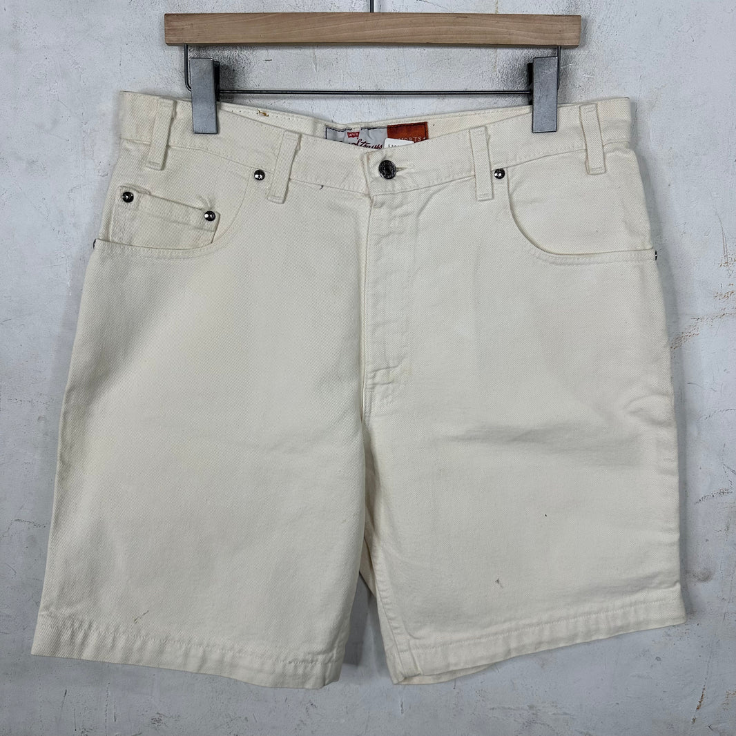 Vintage Levi’s Signature White Denim Shorts