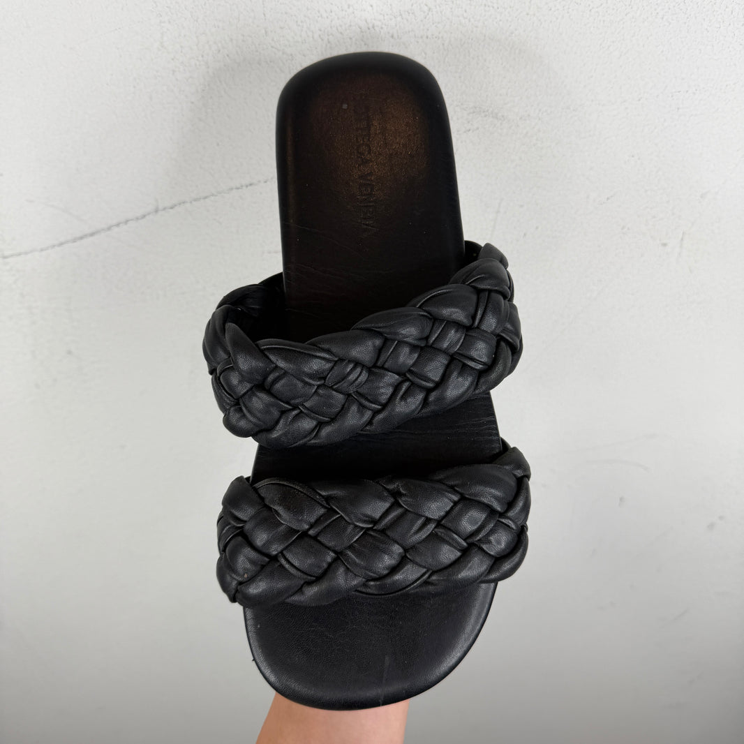 Bottega Veneta Black Woven Sandals