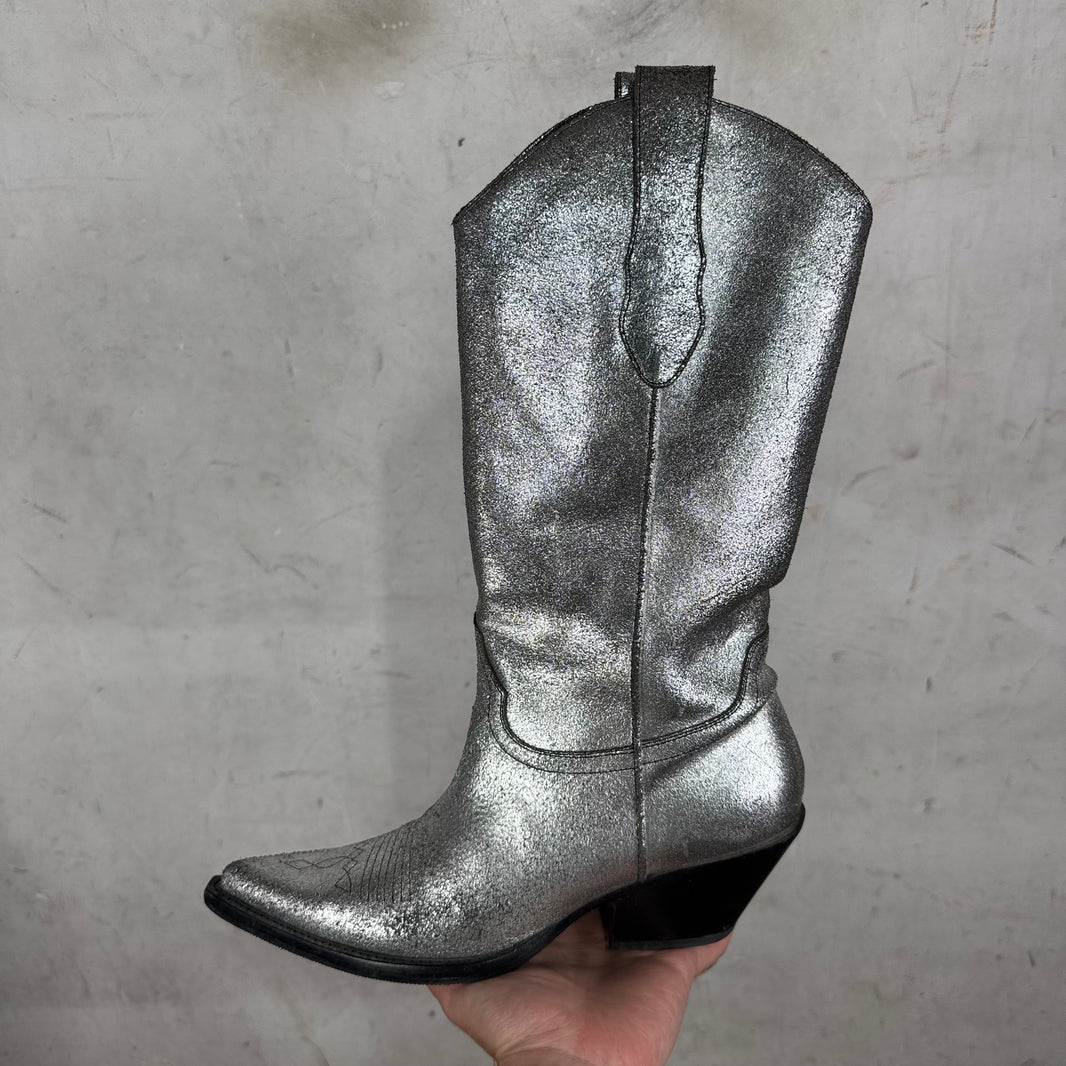 Margiela Cracked Silver Western Boots