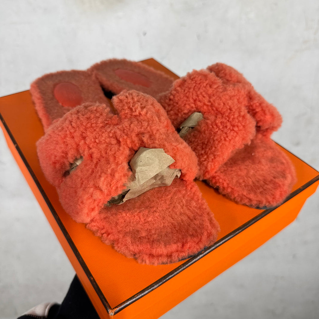 Hermes Fuzzy Oran Sandals