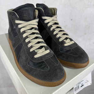 Margiela Black/Gum Mid Top Replicas