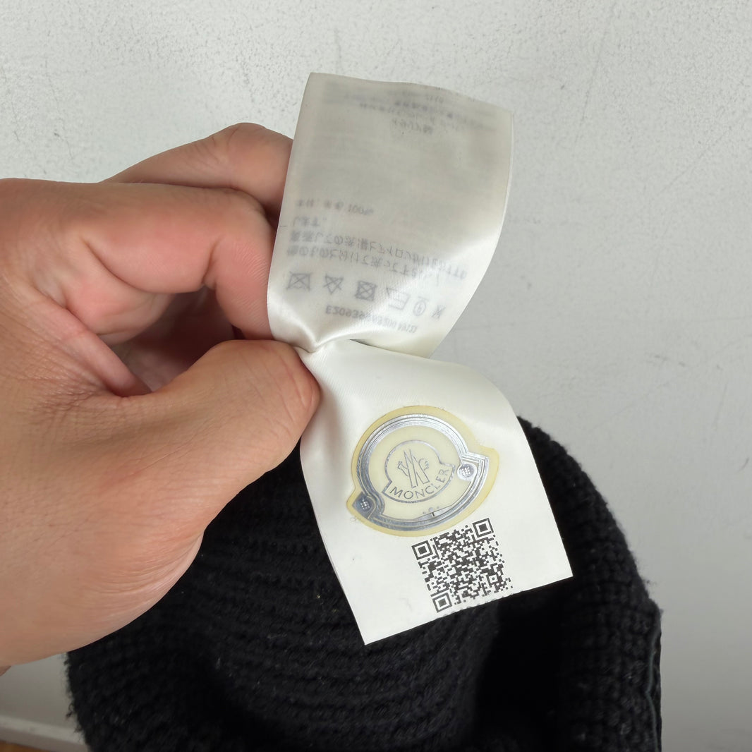 Moncler Black Ribbed Beanie