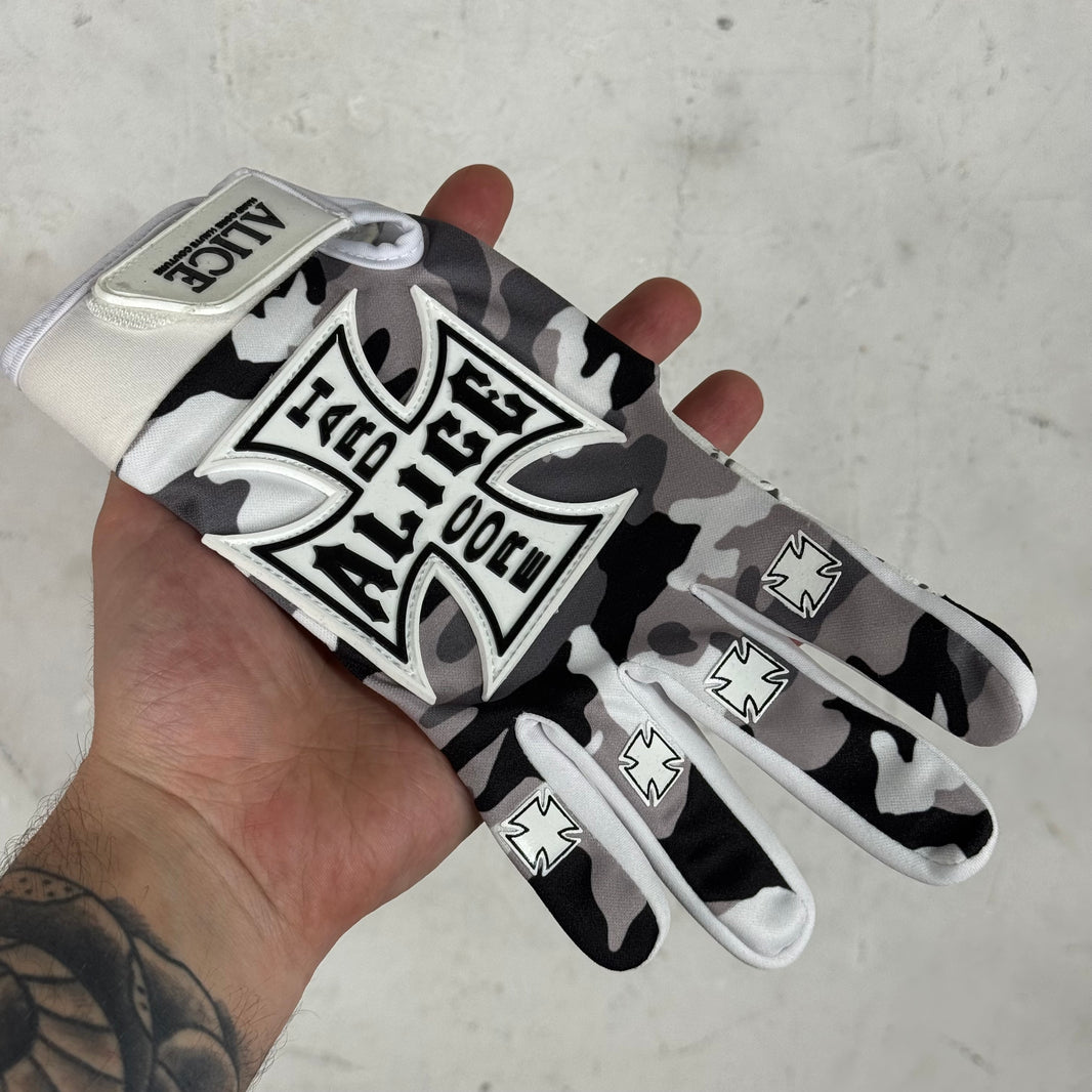 Alice Snow Camo Gloves