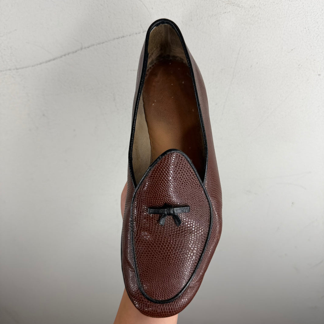 Belgian Shoes Leather Textured Loafers