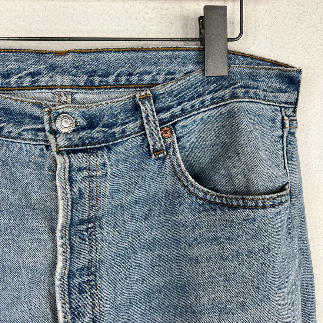 Vintage Levi's 501 Light Wash Denim Jeans