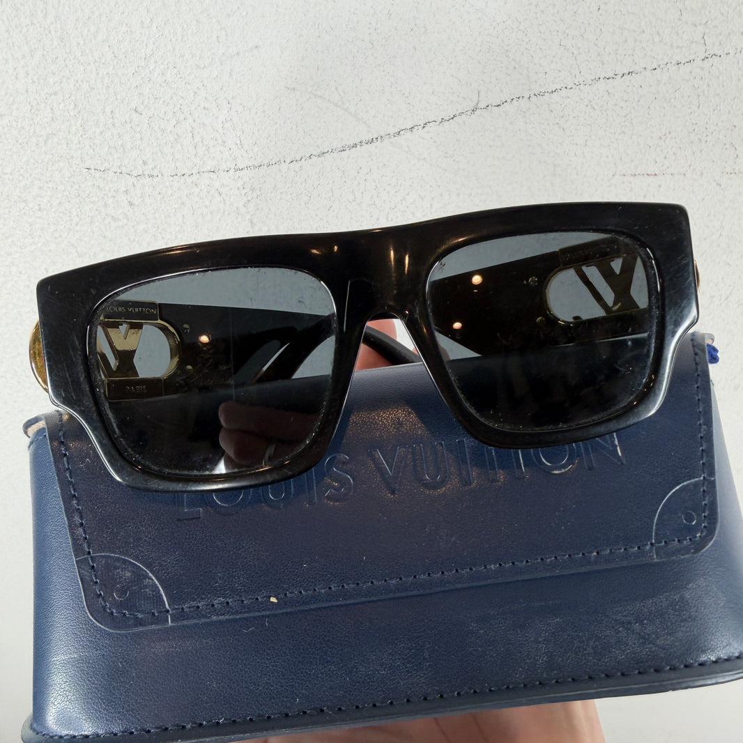 Louis Vuitton Link Sunglasses