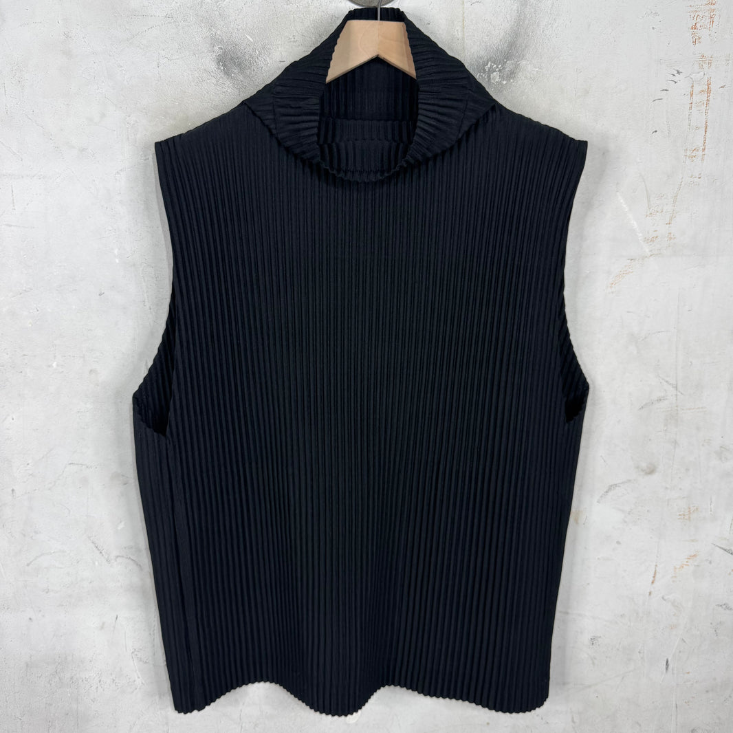 Issey Miyake Mock Neck Pleates Sleeveless Shirt
