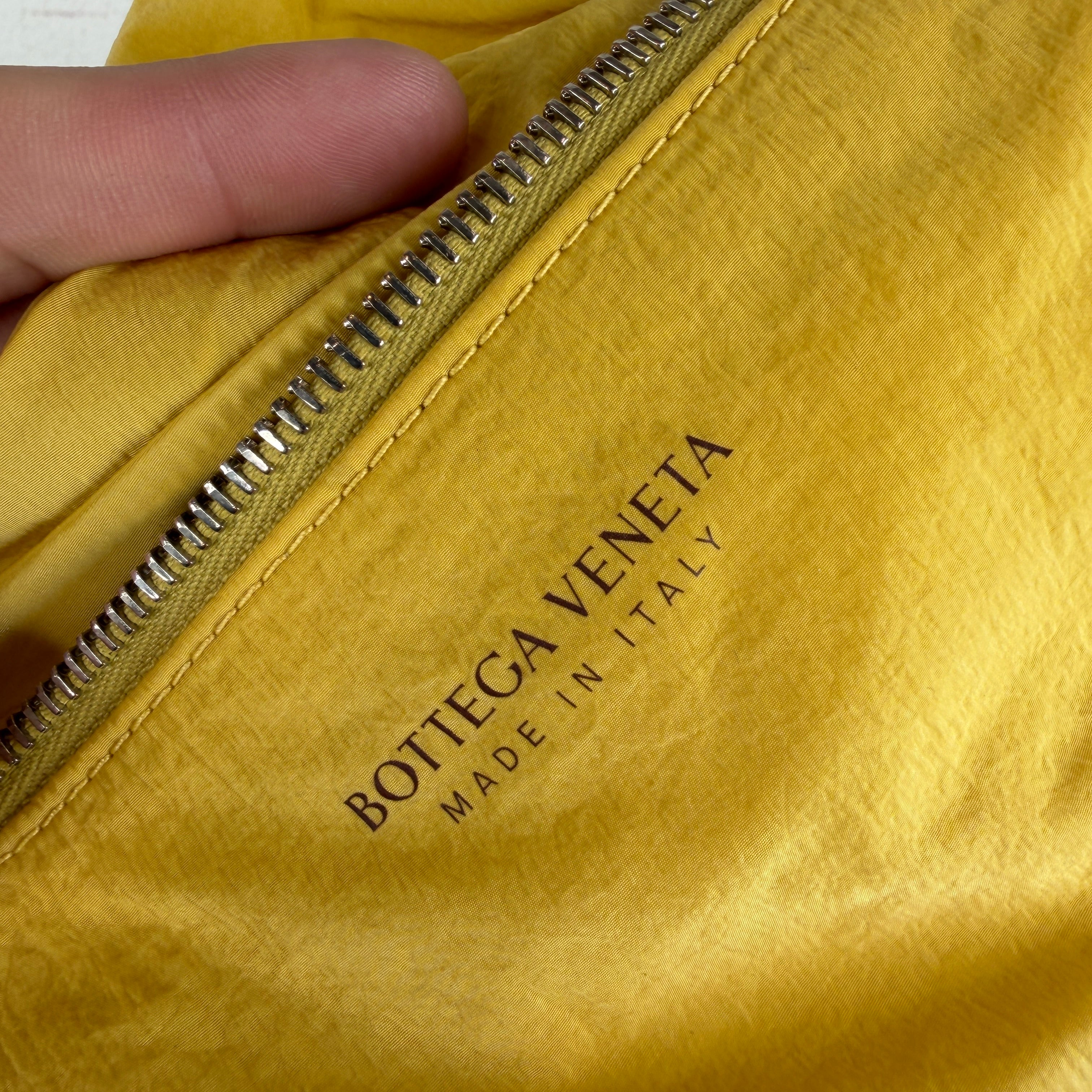 Bottega Veneta Yellow Leather Cassette Side Bag – www.Lukes.store