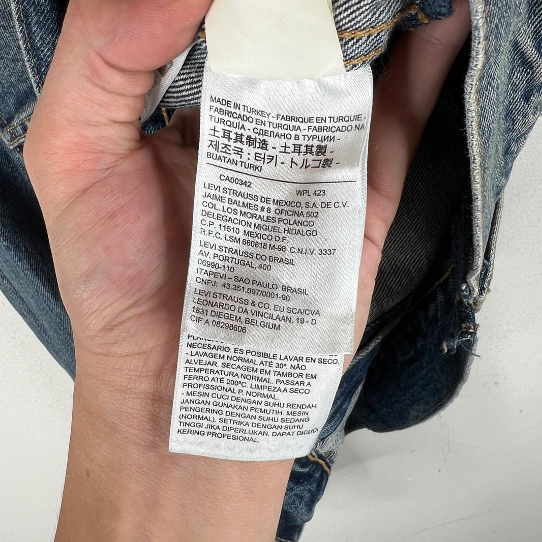 Vetements Levis Rebuilt Cropped Denim Jacket