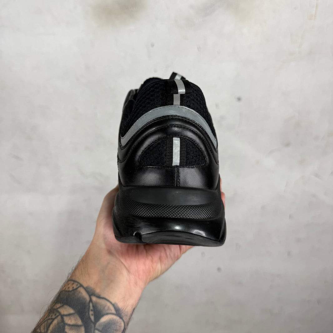 Dior Black/Pink D22 Sneakers