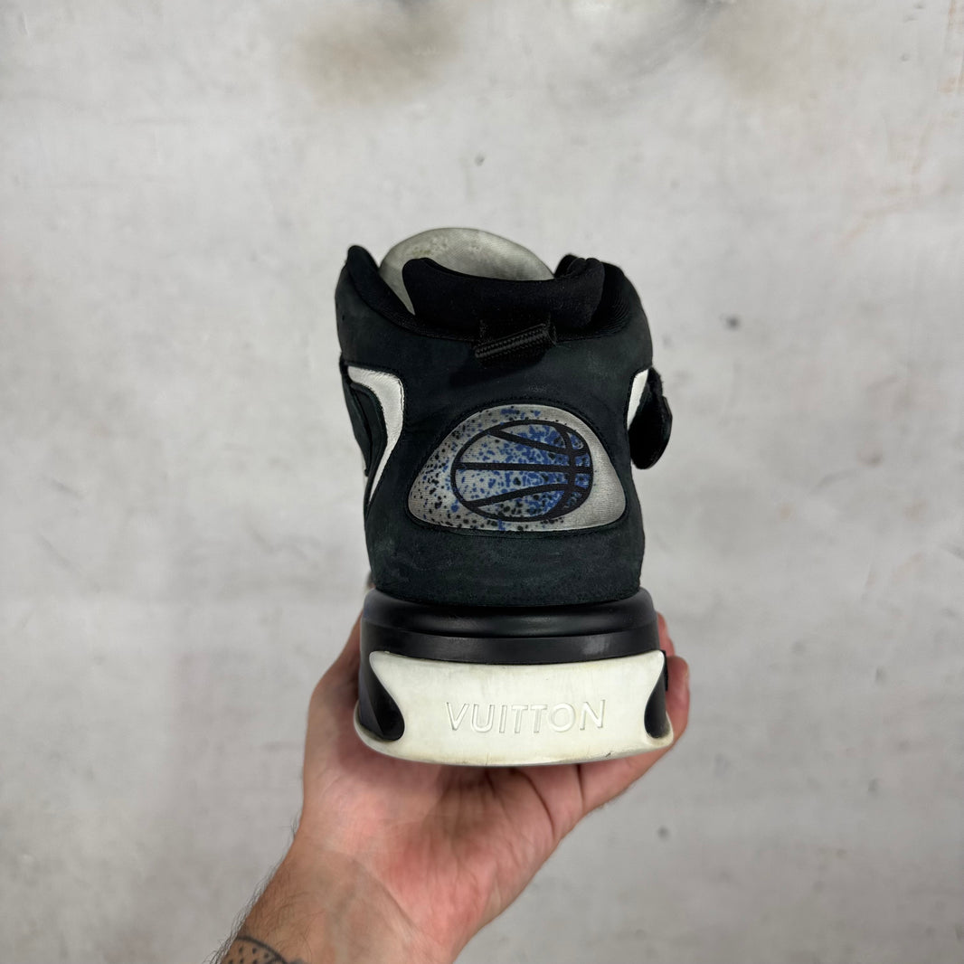 Louis Vuitton Trainer 2's