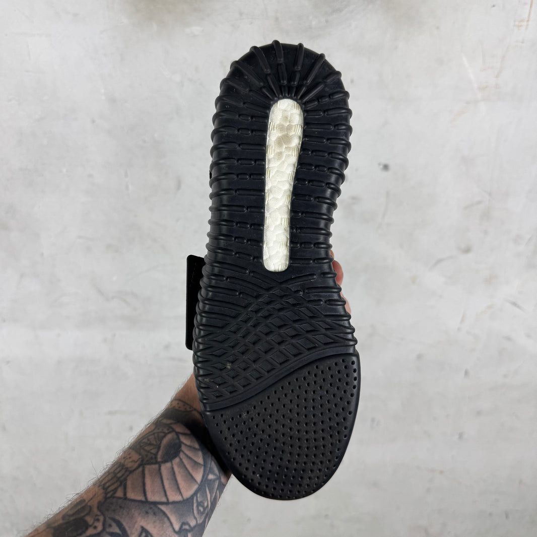 Yeezy Pirate Black 750