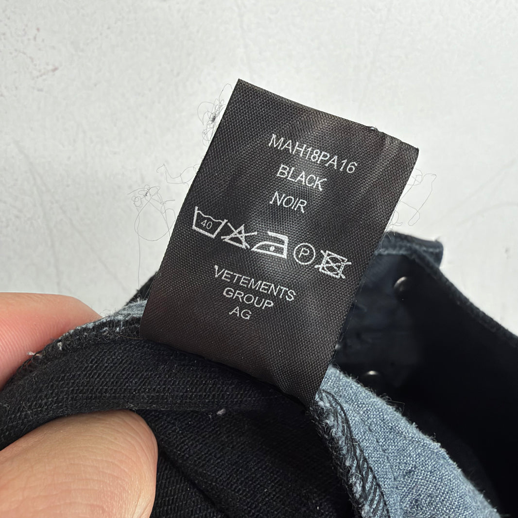 Vetements Levi's Rebuilt Jeans
