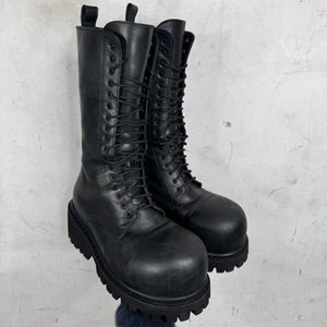 Descriptive image text